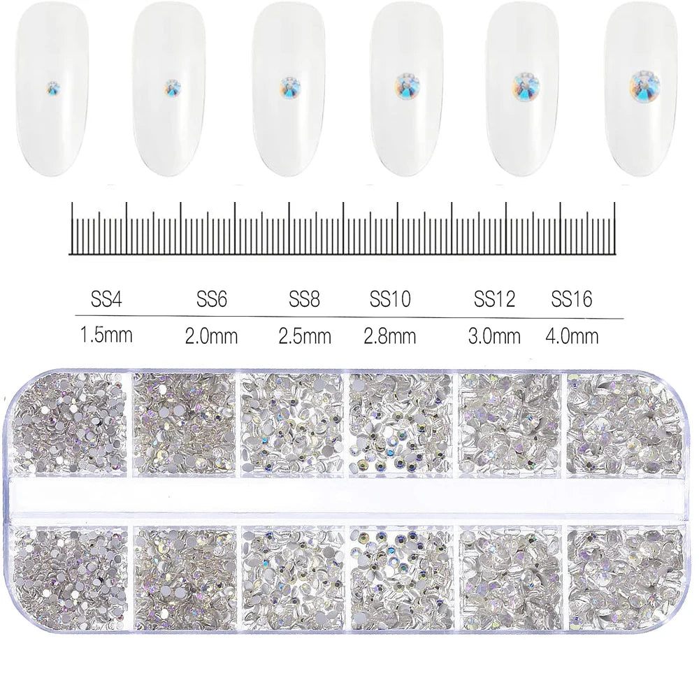 STRASS NAIL ART