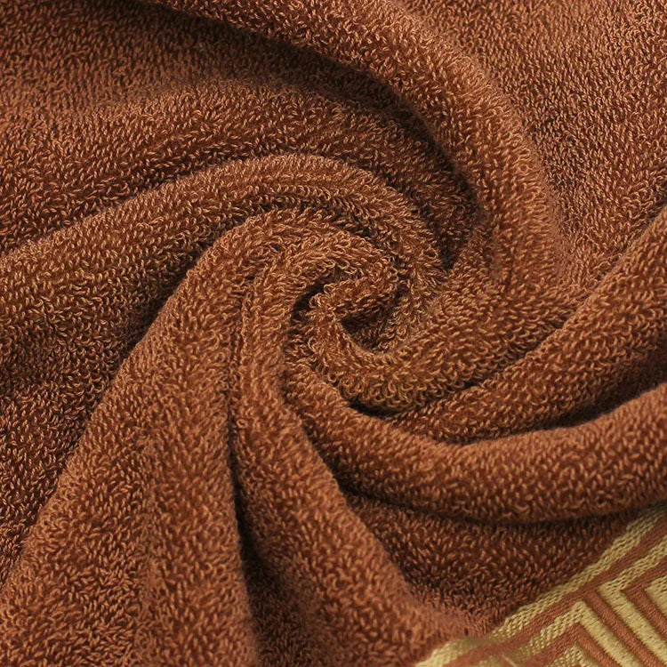 SERVIETTE STYLE HOTELLERIE