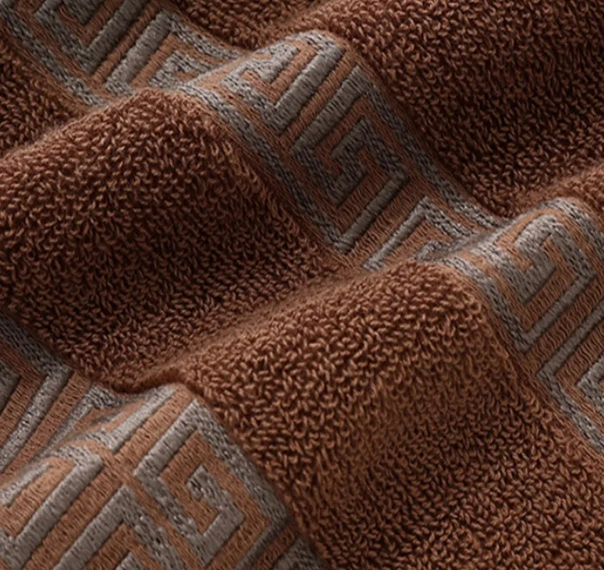 SERVIETTE STYLE HOTELLERIE