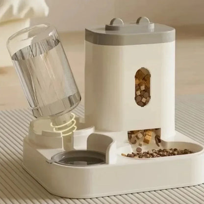 MANGEOIRE AUTOMATIQUE ET FONTAINE A EAU POUR CHAT