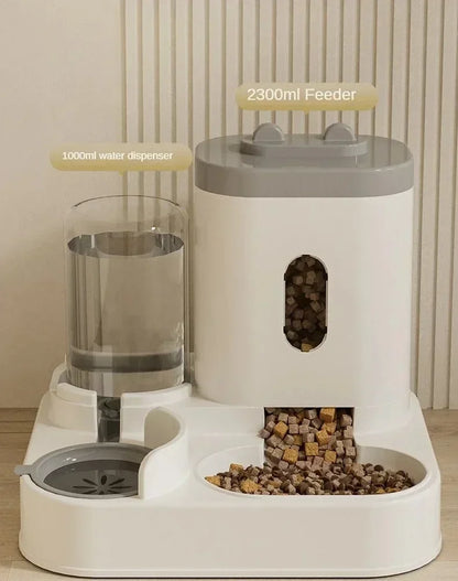 MANGEOIRE AUTOMATIQUE ET FONTAINE A EAU POUR CHAT