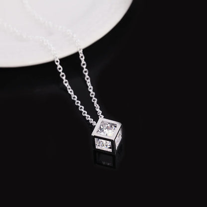 PENDENTIF CUBE