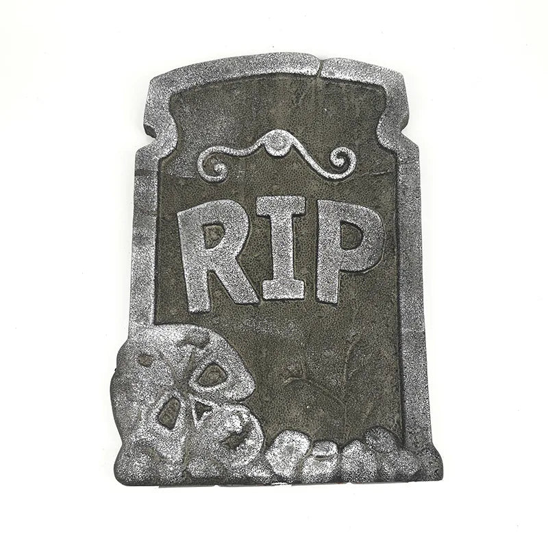PIERRE TOMBALE HALLOWEEN