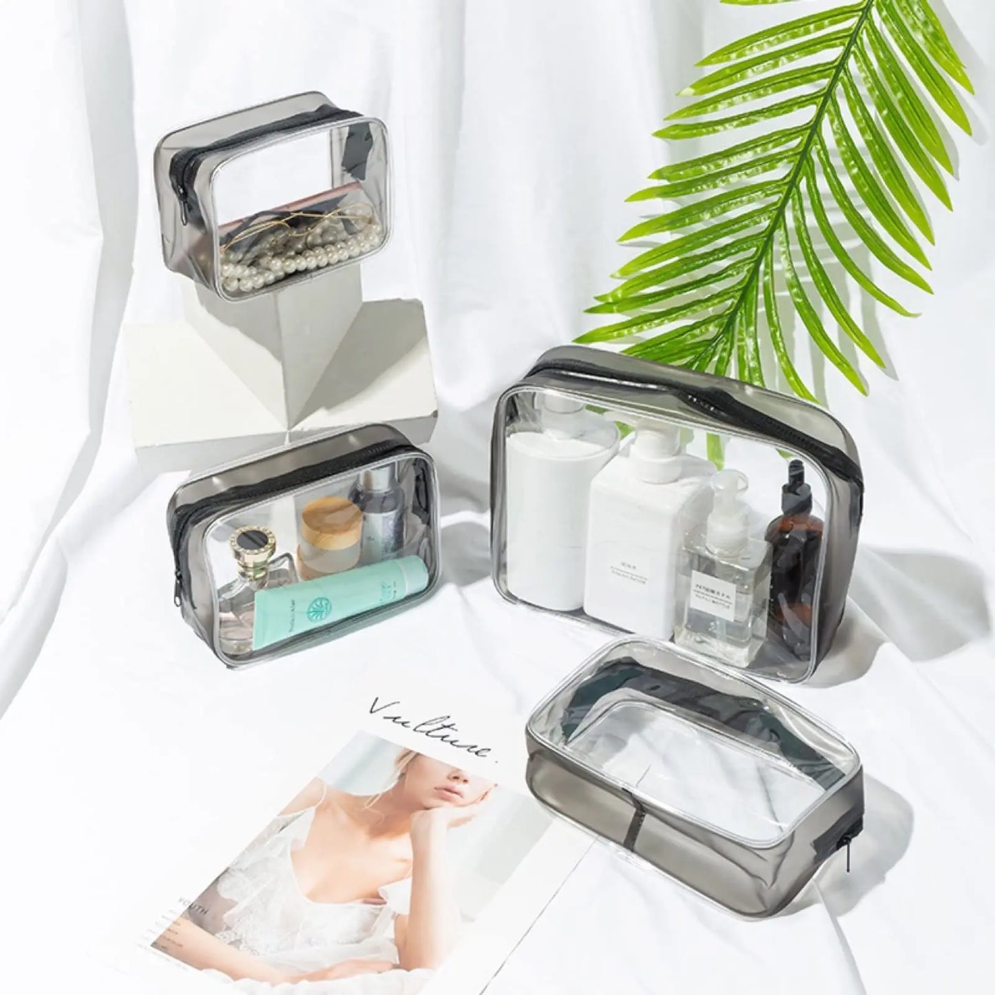 TROUSSE A COSMETIQUE TRANSPARENTE