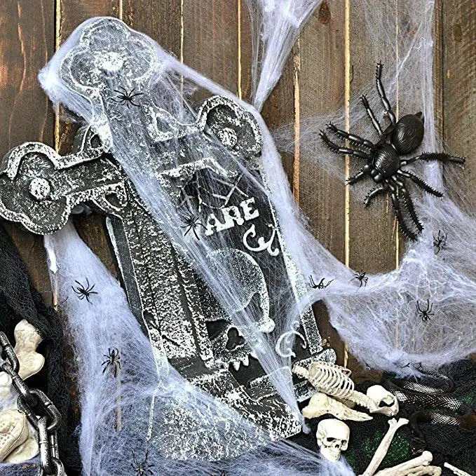 PIERRE TOMBALE HALLOWEEN
