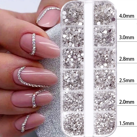 STRASS NAIL ART